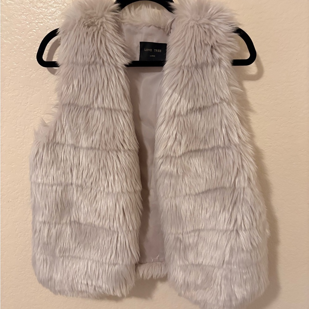 Love Tree Soft Gray Faux Fur Vest
